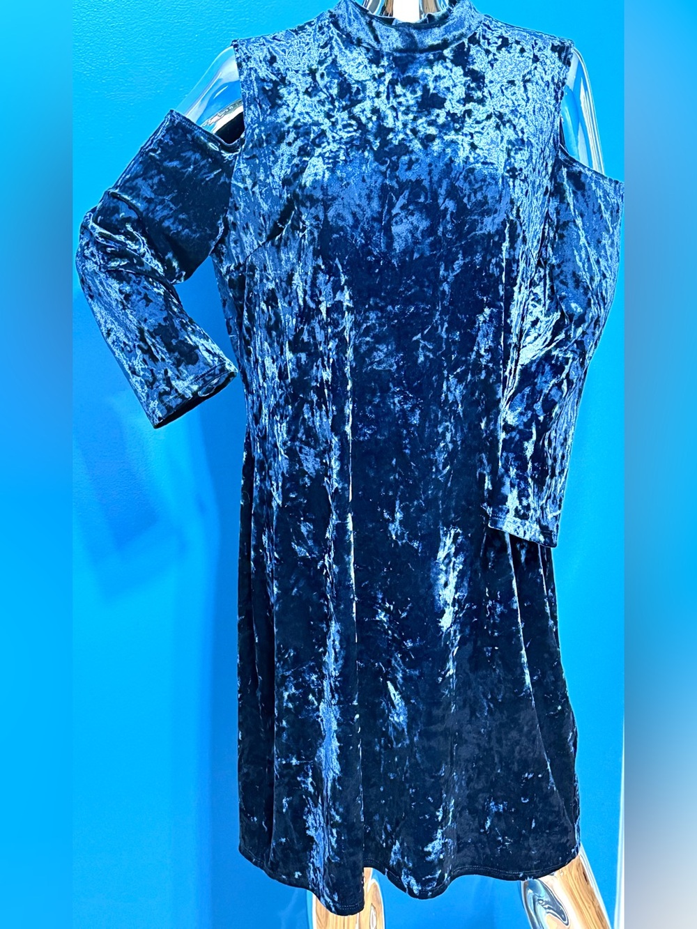 Misia Crushed Velvet Cold-Shoulder Dress - Navy Blue 1X